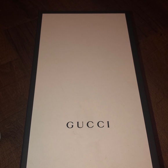 Gucci flip flops